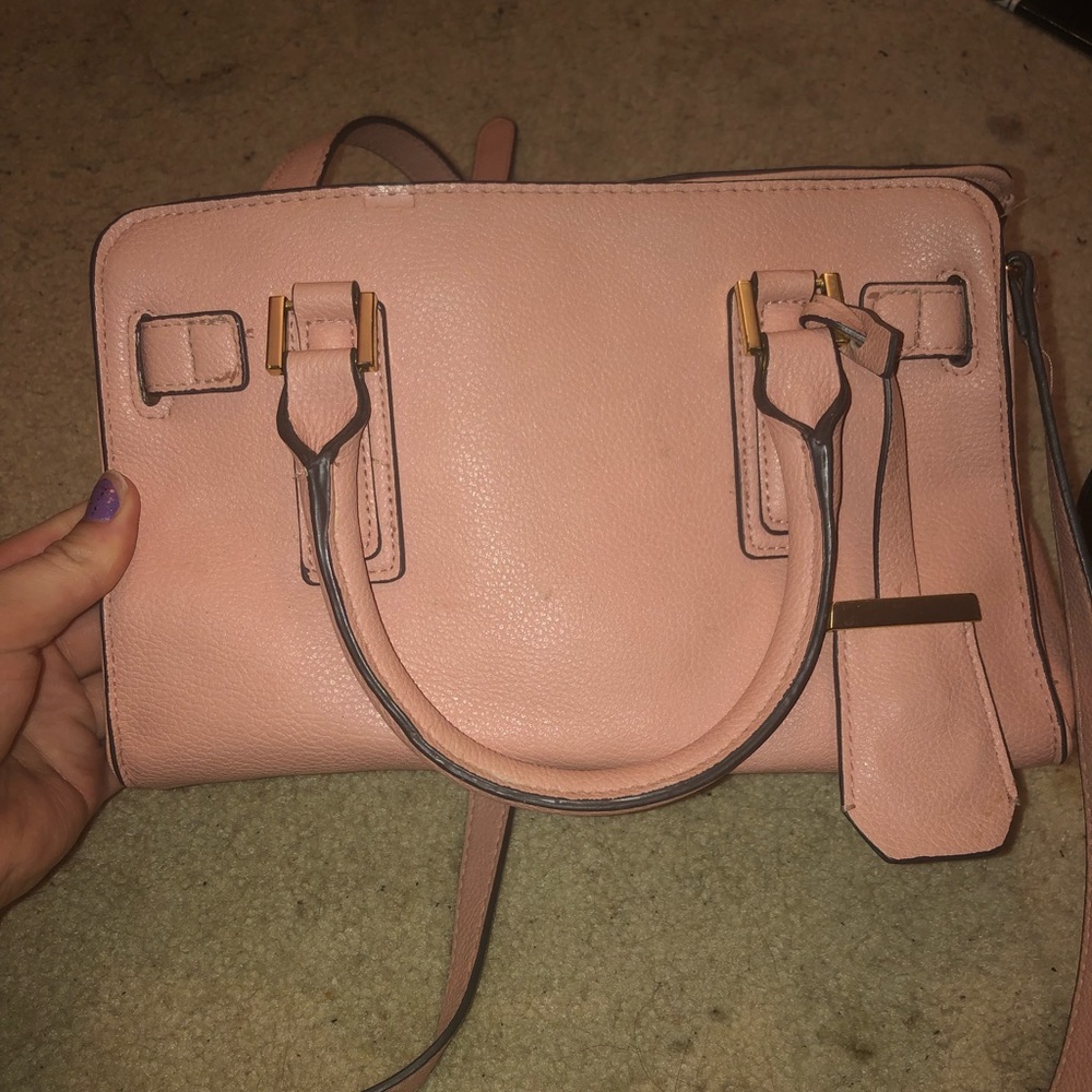 Pink crossbody or shoulder bag